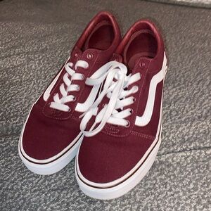 WOMEN BURGUNDY VANS
